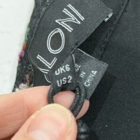 NWT Saloni Aidan sequined chiffon and embroidered point d'esprit flare s… - Picture 10 of 13